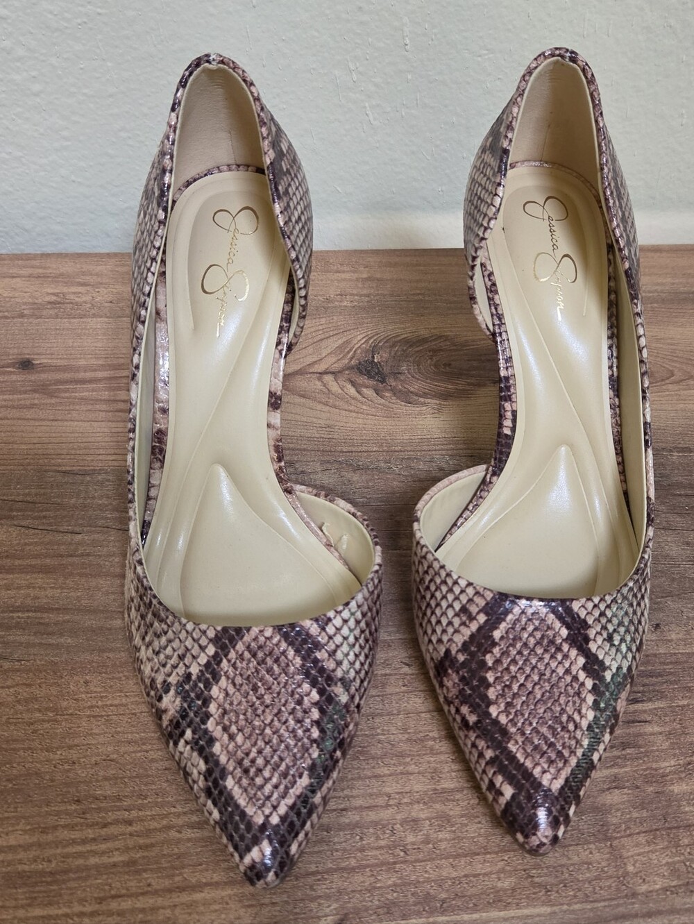 Jessica Simpson Pink BEIGE TAN Taupe Snake-Print Pointed  Pumps